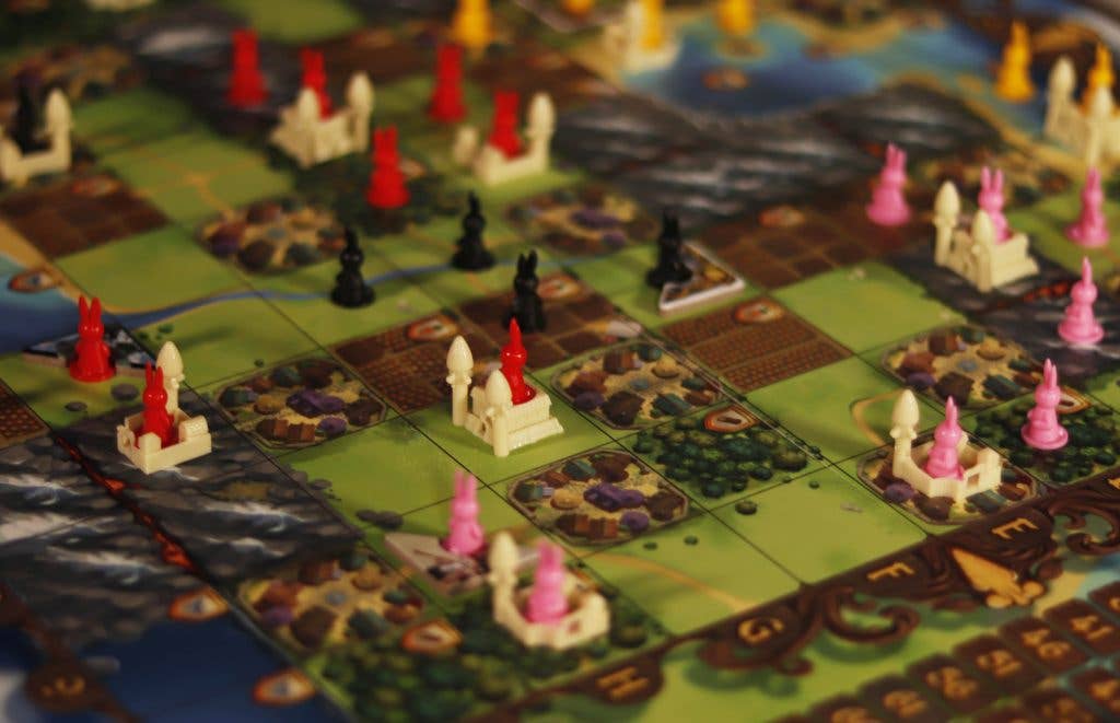 Bunny Kingdom by IELLO : The Race for the Thrown!